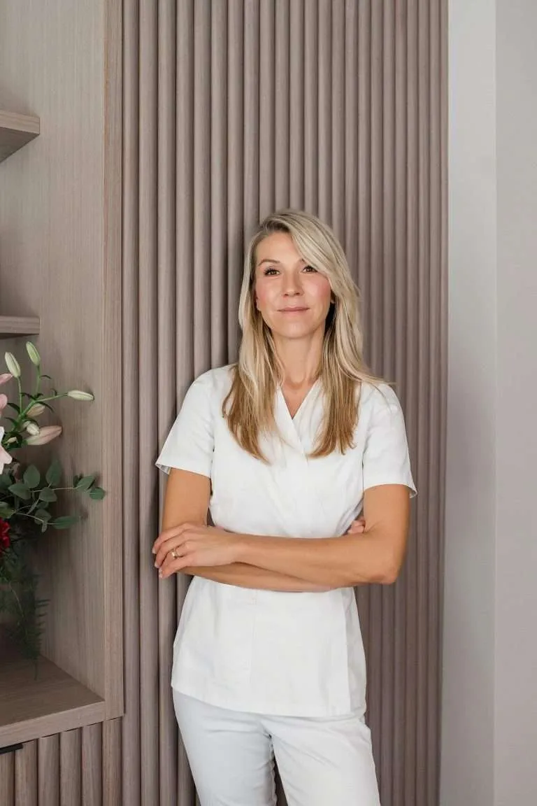 Kristina Mezak Ivić, Kozmetologinja